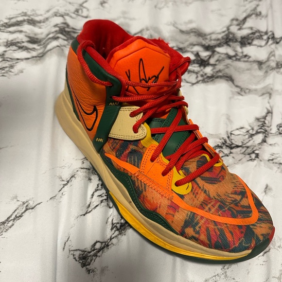 Nike Kyrie Infinity -  1 world 1 people - Picture 3 of 9